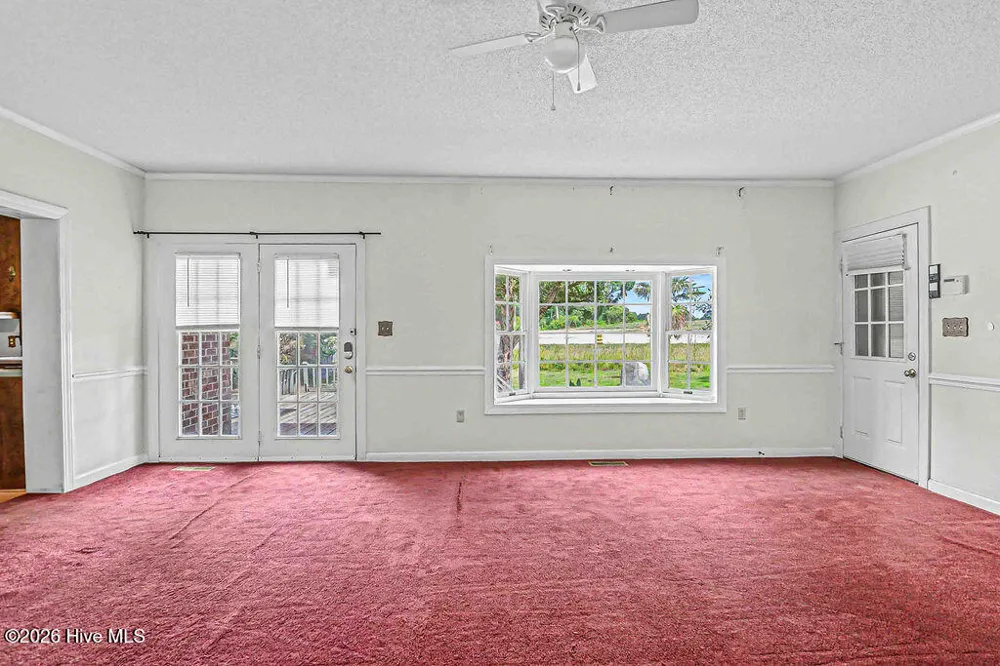 1020 Holly Creek Boulevard Williamston, NC 27892