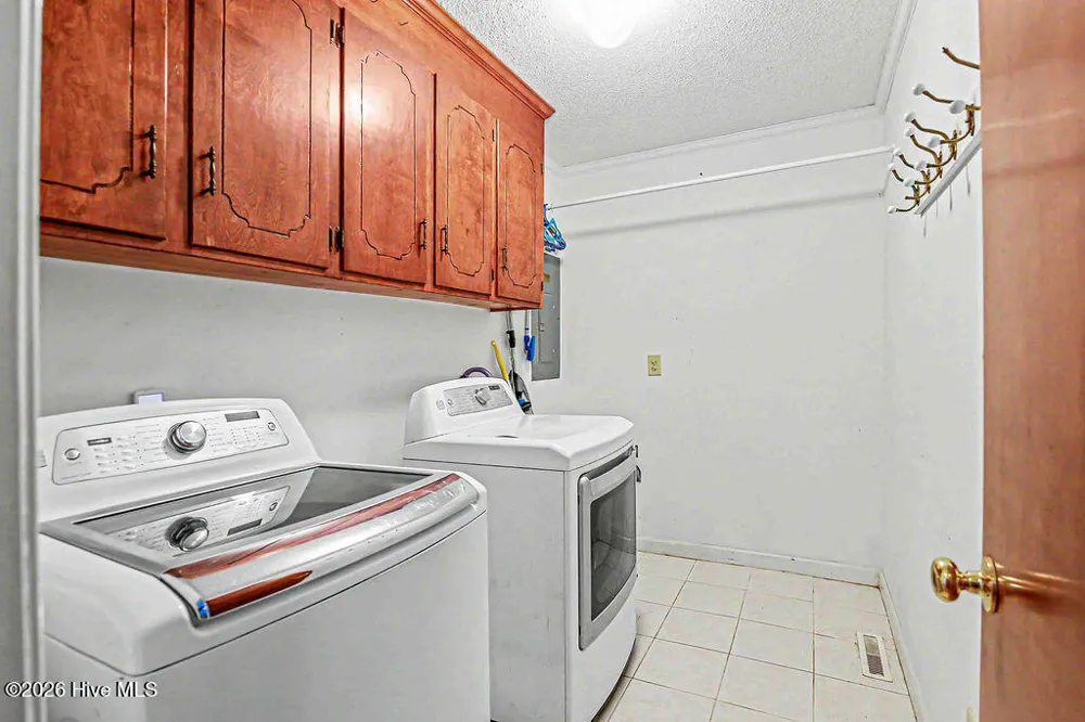 1020 Holly Creek Boulevard Williamston, NC 27892