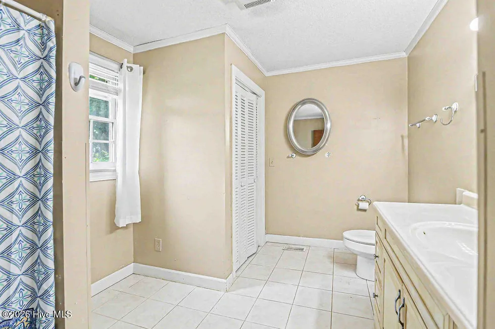 1020 Holly Creek Boulevard Williamston, NC 27892