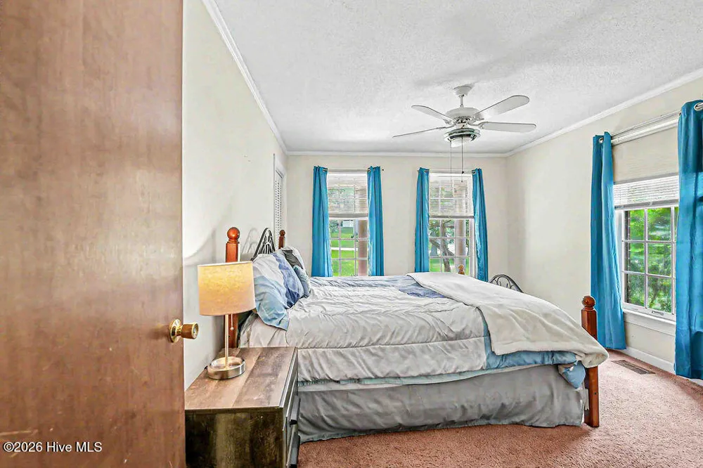1020 Holly Creek Boulevard Williamston, NC 27892