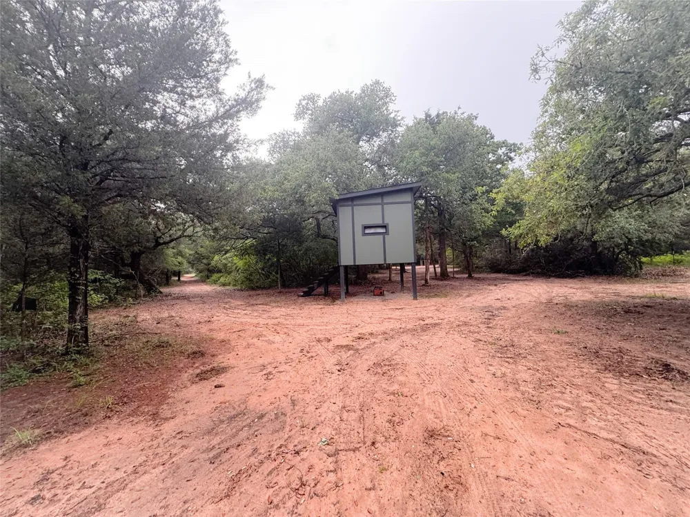 986 Private Road 1024 Hallettsville, TX 77964