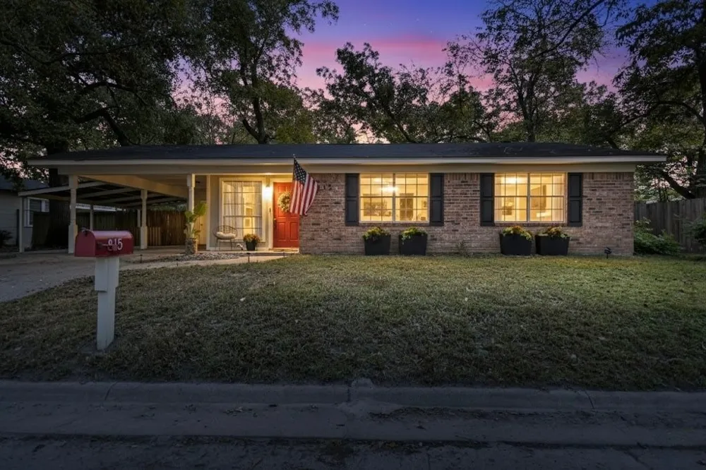 815 Bledsoe Street Gilmer, TX 75644