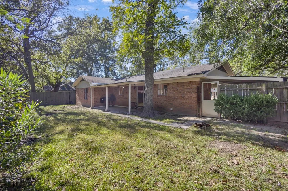 815 Bledsoe Street Gilmer, TX 75644