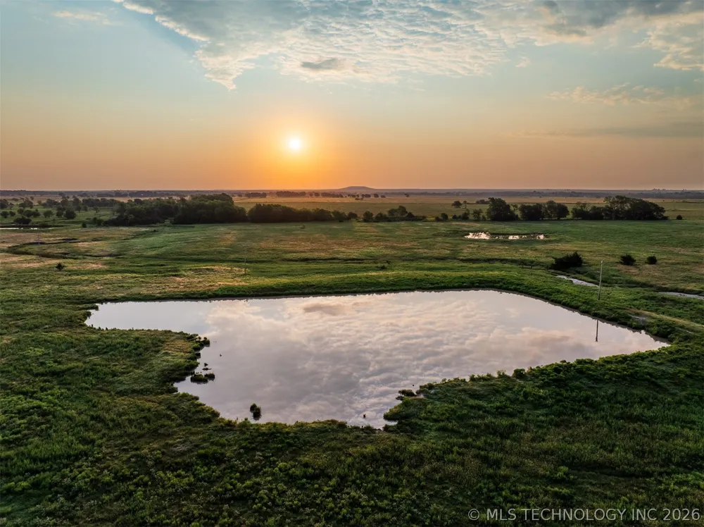 7 3990 ROAD Dewey, OK 74029