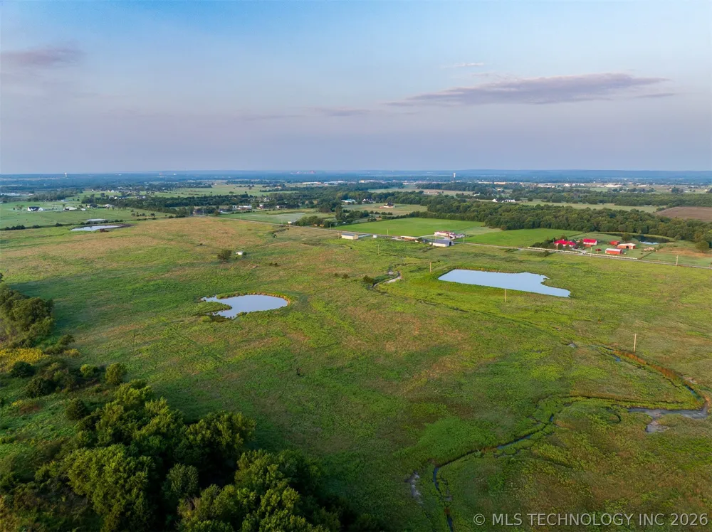 7 3990 ROAD Dewey, OK 74029