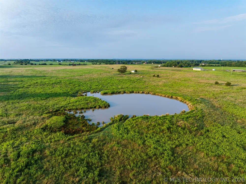 7 3990 ROAD Dewey, OK 74029