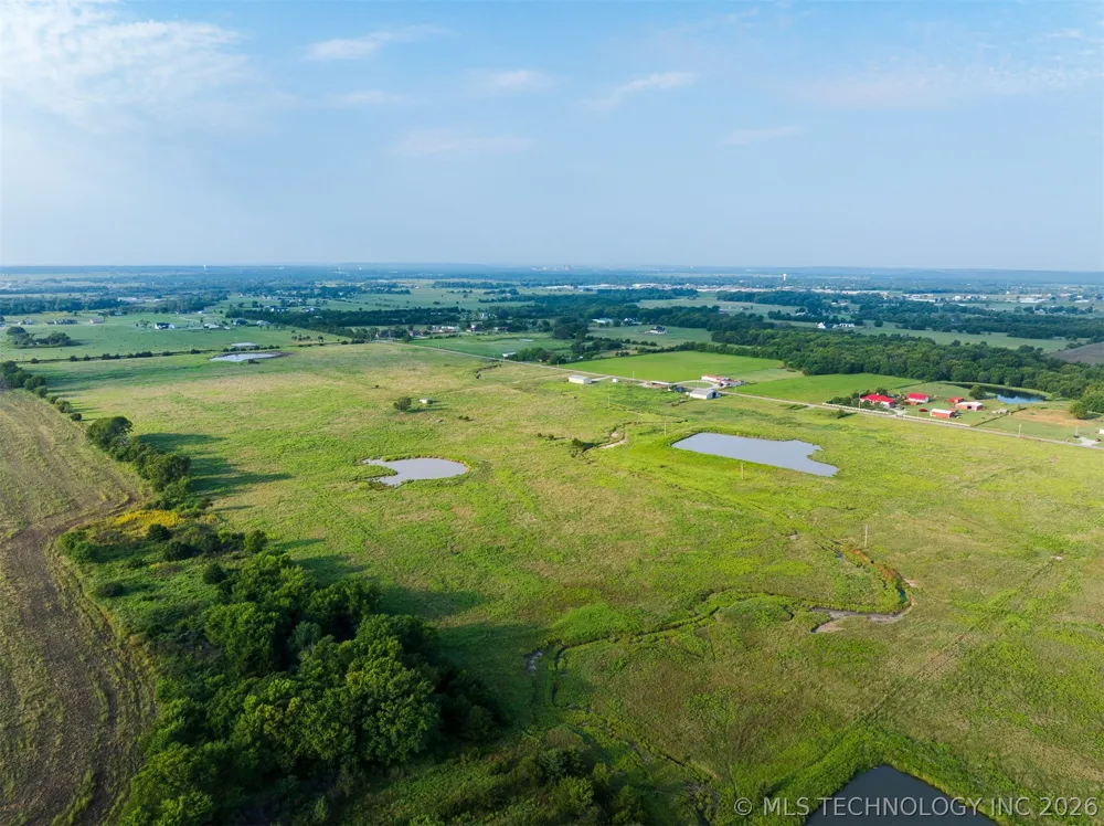 7 3990 ROAD Dewey, OK 74029