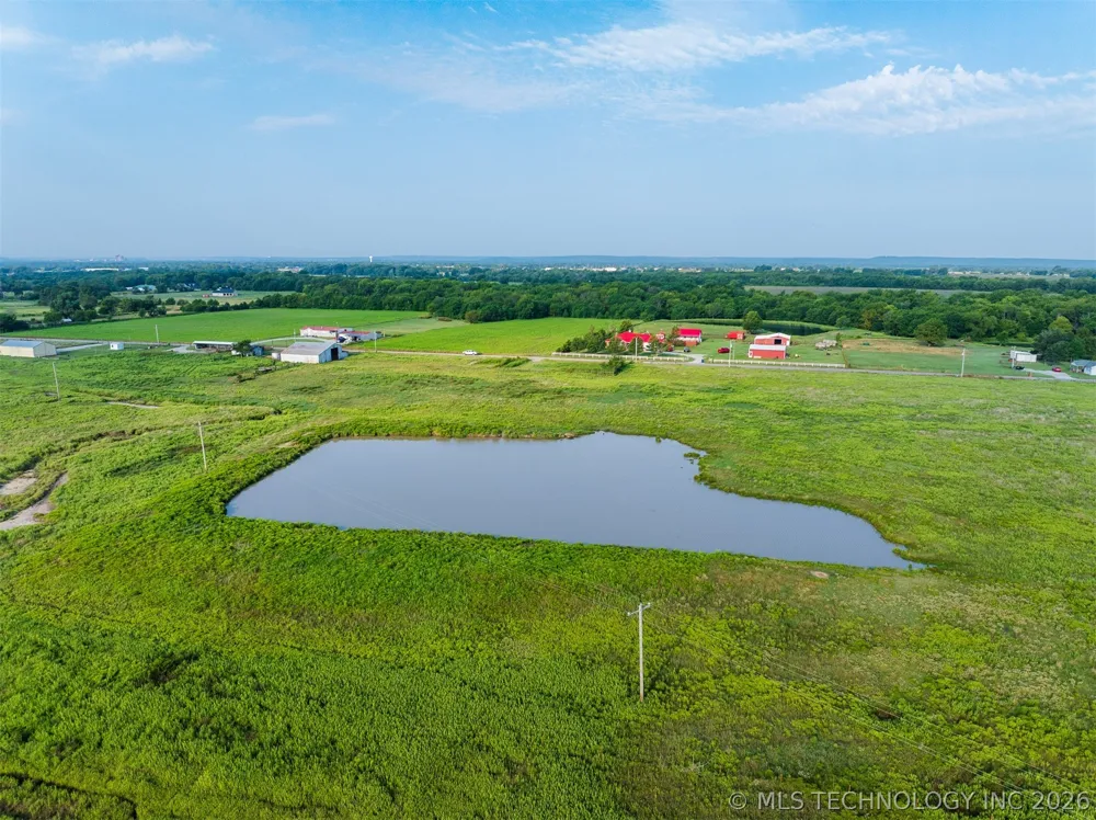 7 3990 ROAD Dewey, OK 74029
