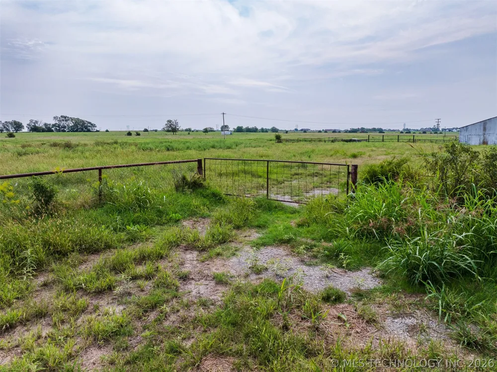 7 3990 ROAD Dewey, OK 74029