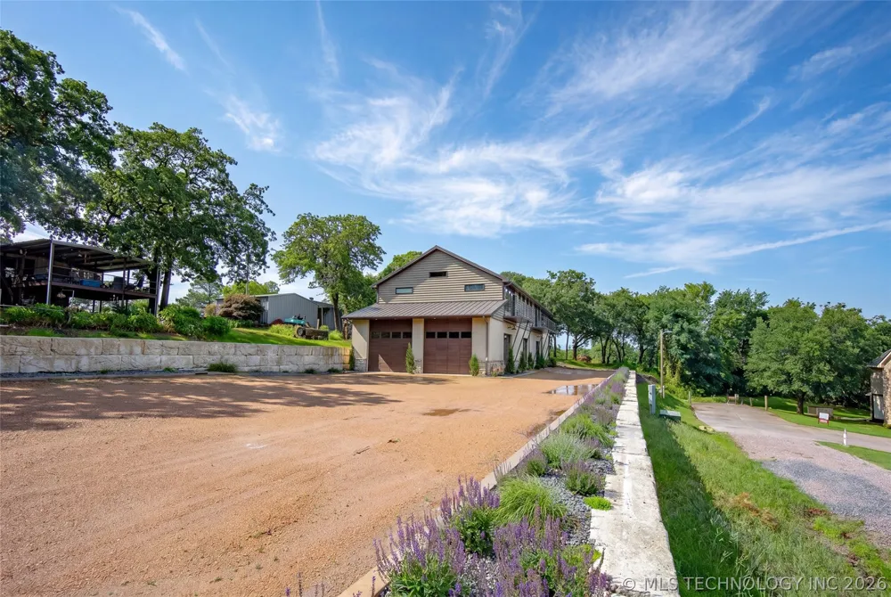 5161 Tower Drive Kingston, OK 73439