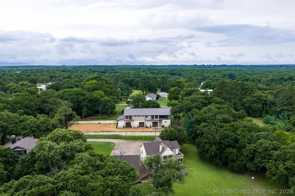 5161 Tower Drive Kingston, OK 73439