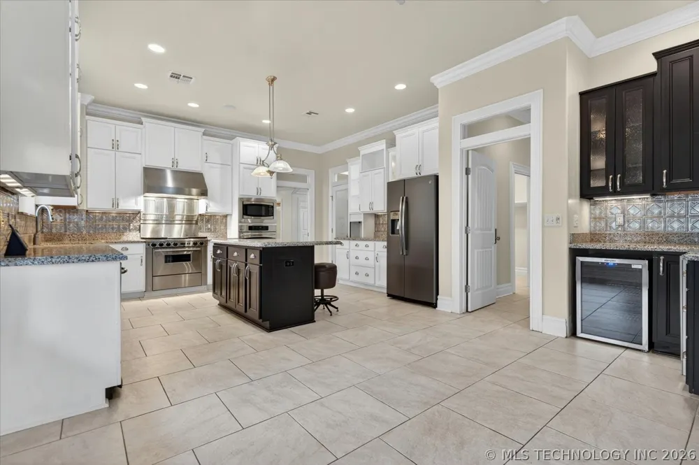 3115 Kingston Drive Bartlesville, OK 74006
