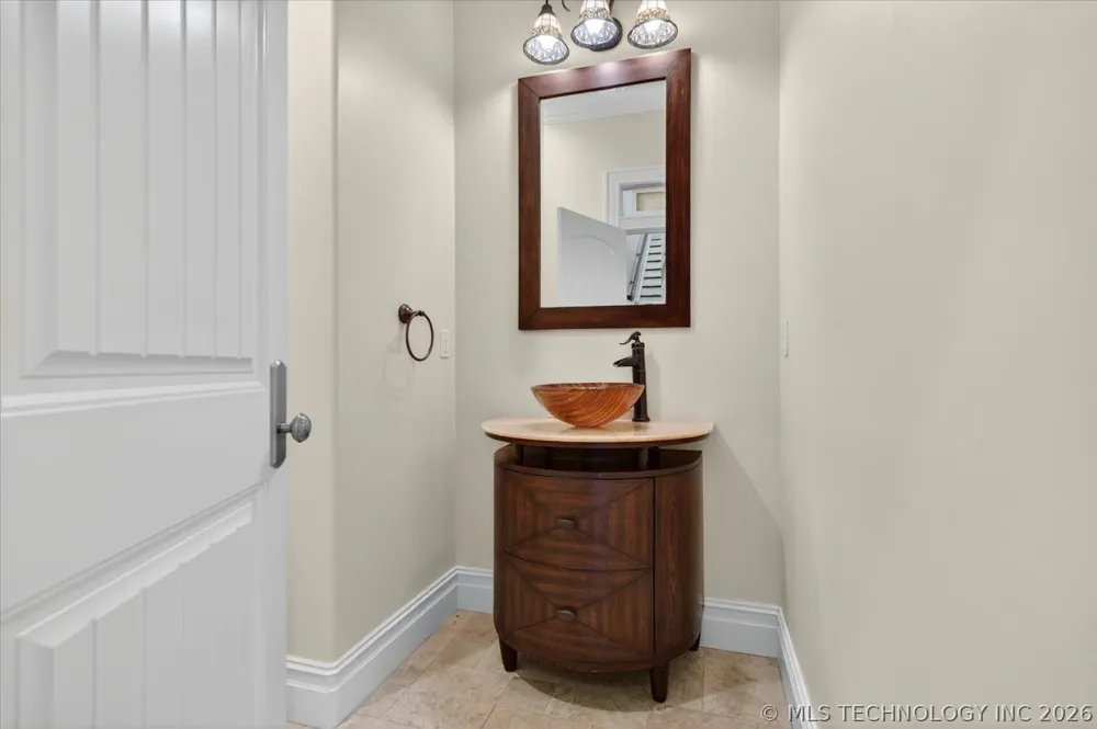 3115 Kingston Drive Bartlesville, OK 74006