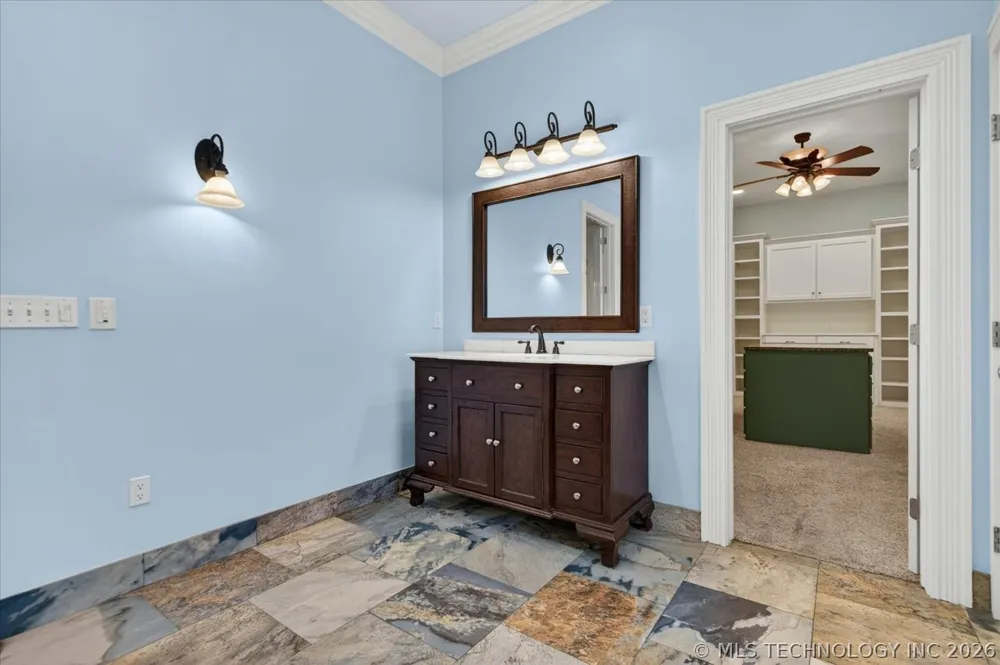 3115 Kingston Drive Bartlesville, OK 74006
