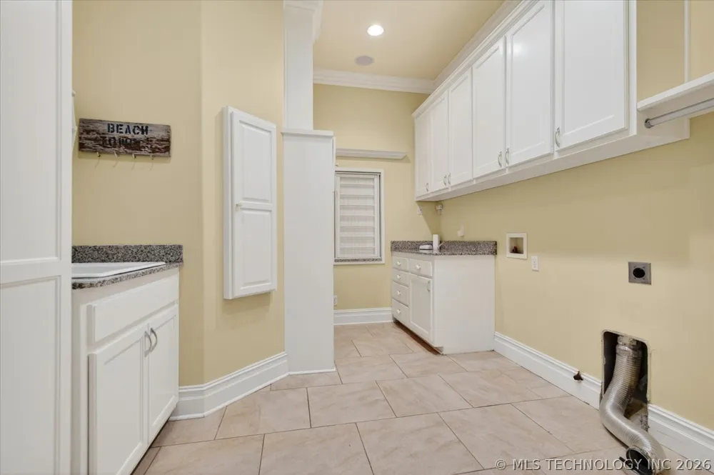 3115 Kingston Drive Bartlesville, OK 74006