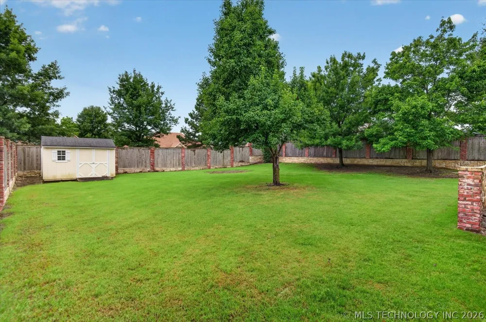 3115 Kingston Drive Bartlesville, OK 74006