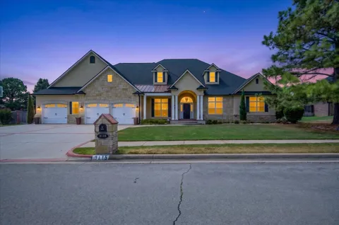 3115 Kingston Drive