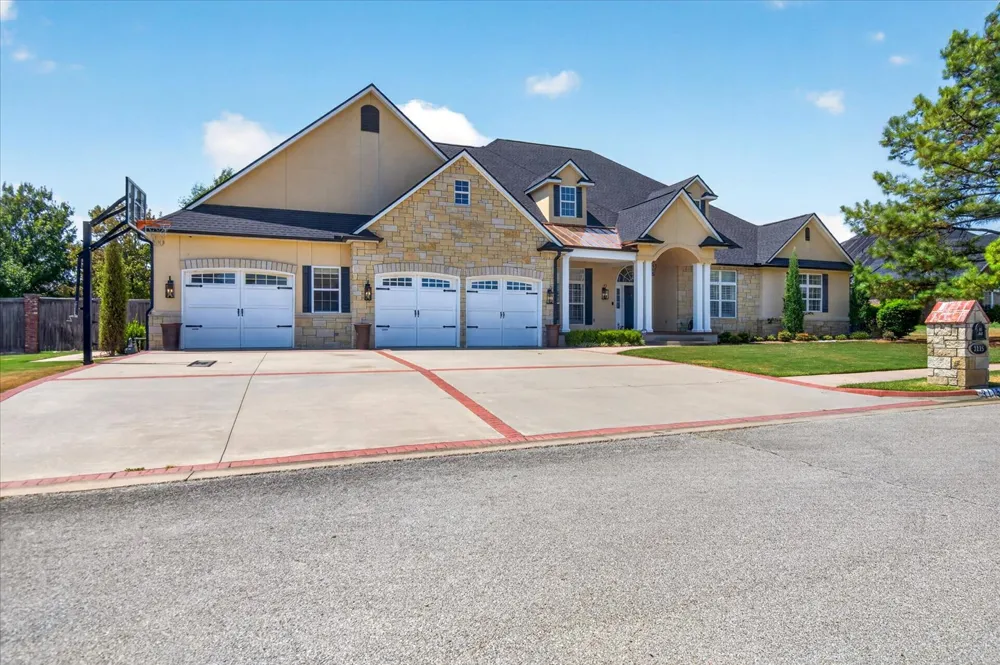 3115 Kingston Drive Bartlesville, OK 74006