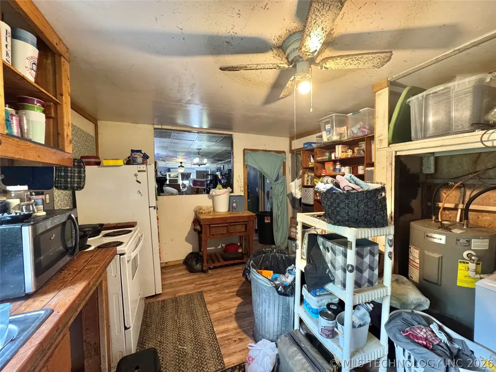 1013 S Mullins Avenue Hominy, OK 74035