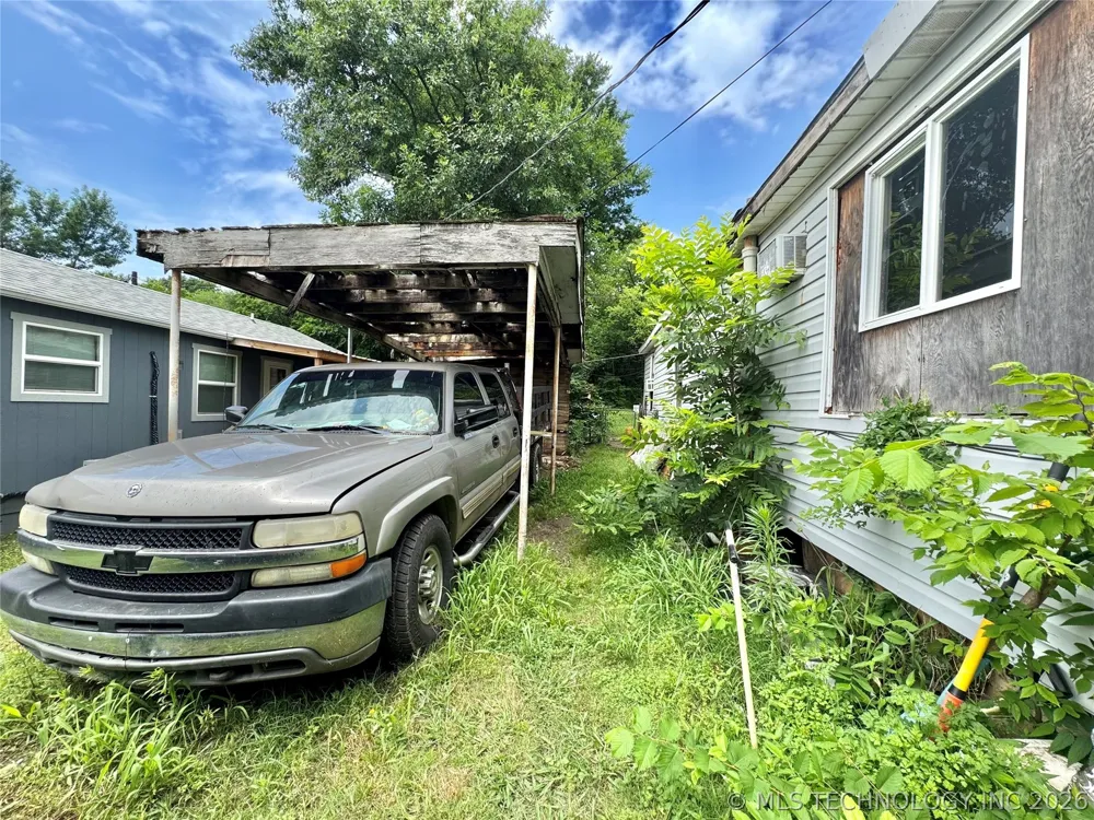 1013 S Mullins Avenue Hominy, OK 74035