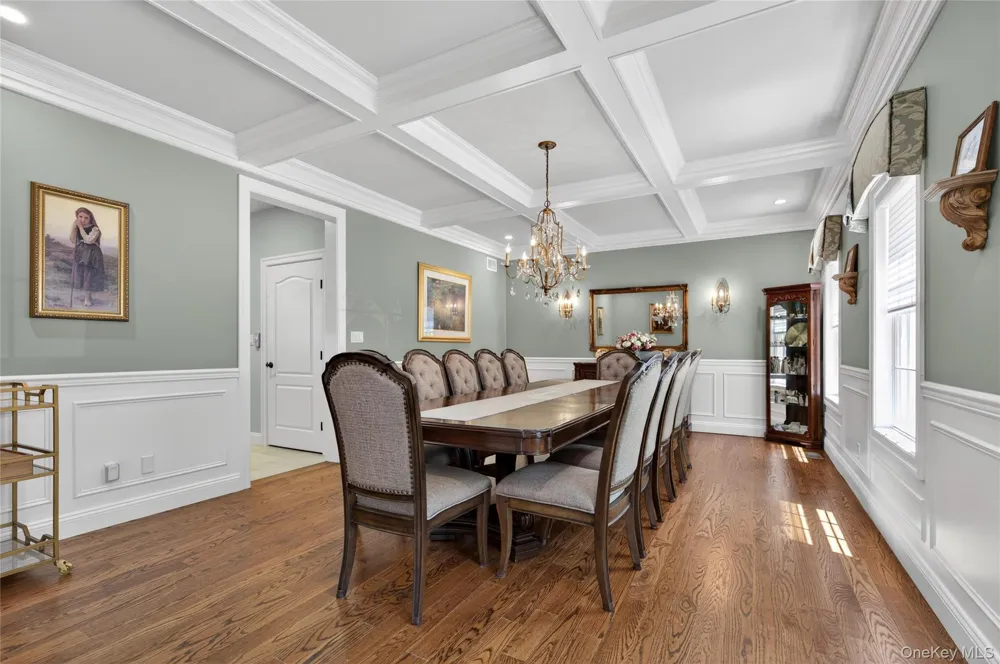 261 Harbor Road Cold Spring Harbor, NY 11724