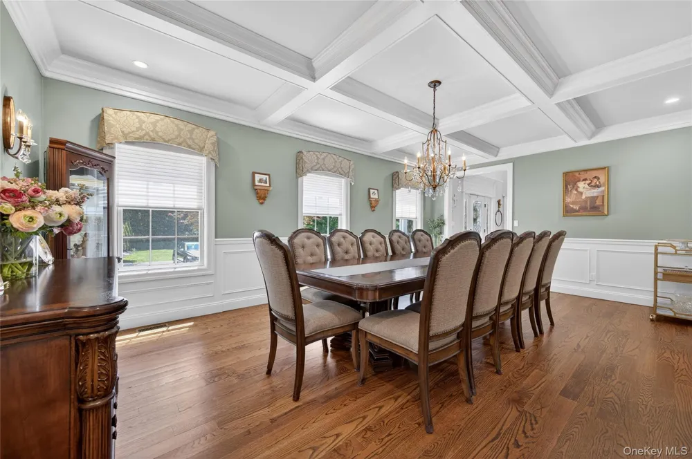261 Harbor Road Cold Spring Harbor, NY 11724