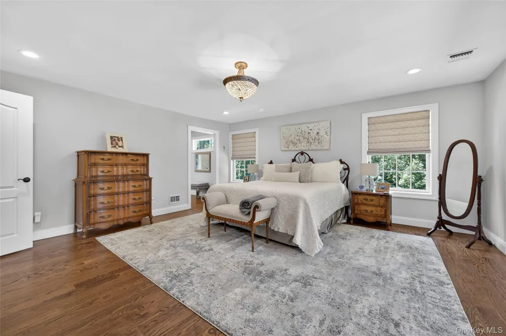 261 Harbor Road Cold Spring Harbor, NY 11724