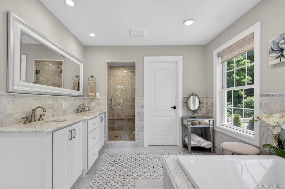 261 Harbor Road Cold Spring Harbor, NY 11724