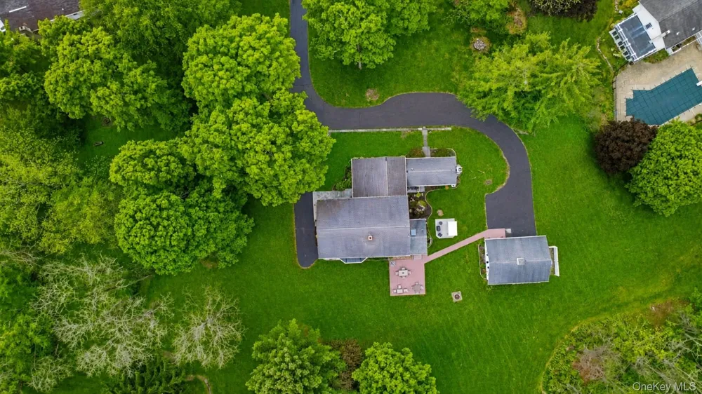 6 Country Club Road Hopewell Junction, NY 12533