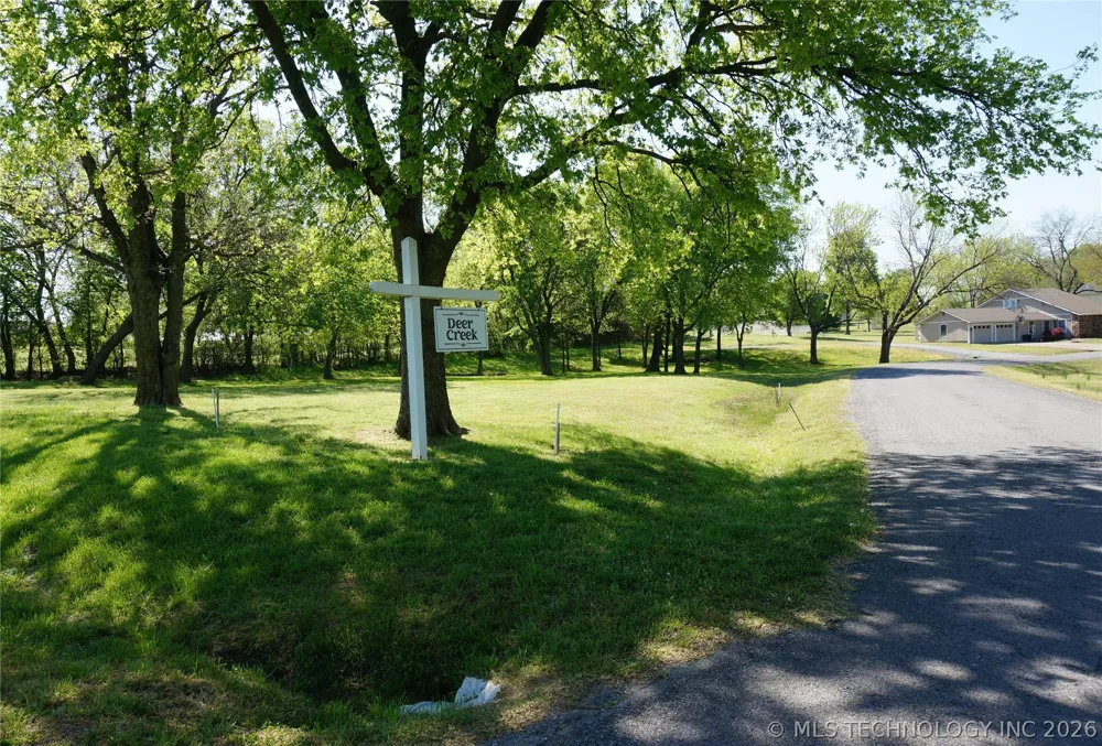 1037 Deer Creek Road Pryor, OK 74361