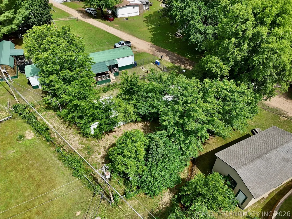 105 Oak Spavinaw, OK 74366