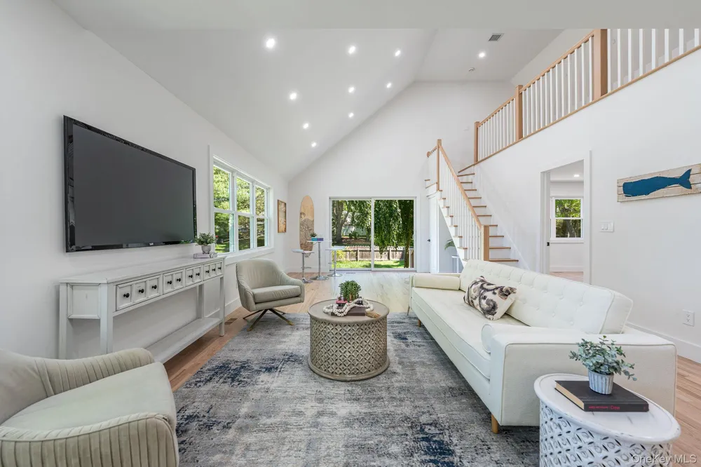 2 Heather Drive Remsenburg, NY 11960