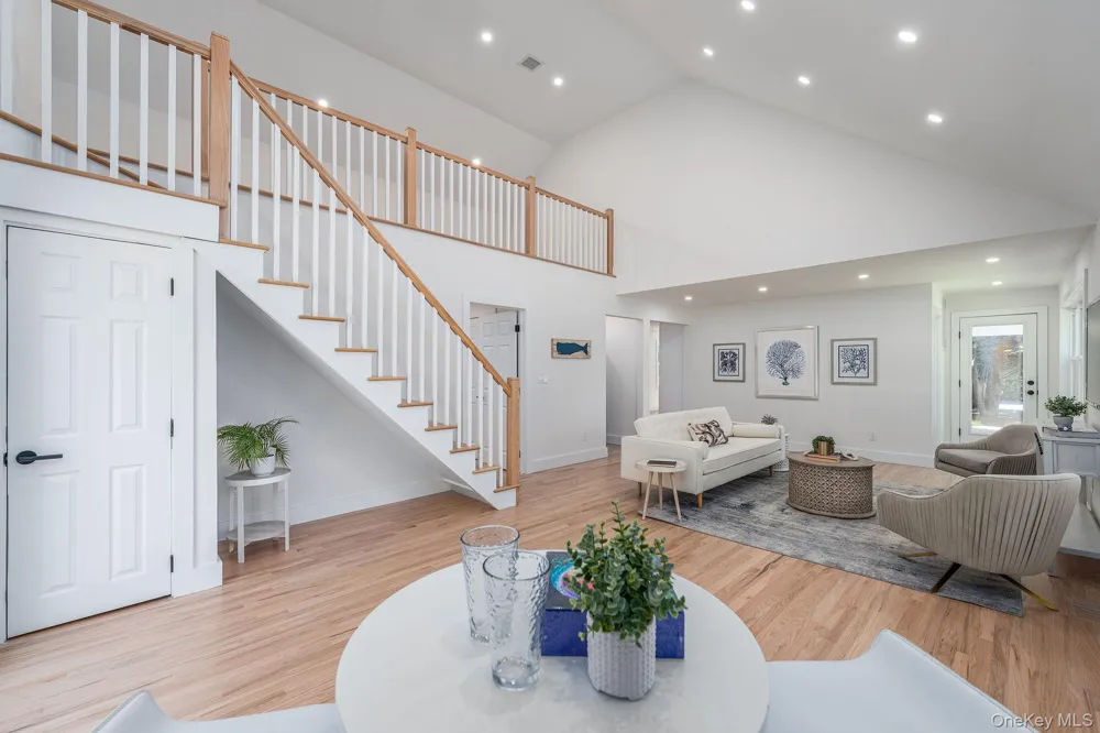 2 Heather Drive Remsenburg, NY 11960