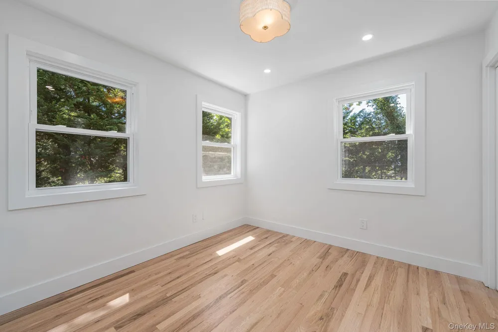 2 Heather Drive Remsenburg, NY 11960