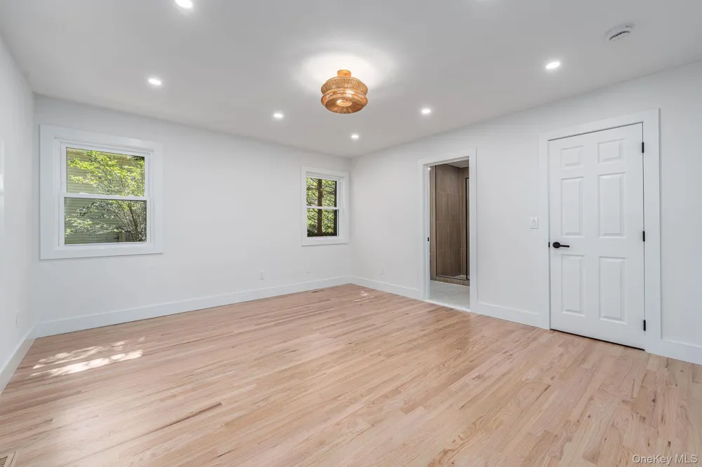 2 Heather Drive Remsenburg, NY 11960