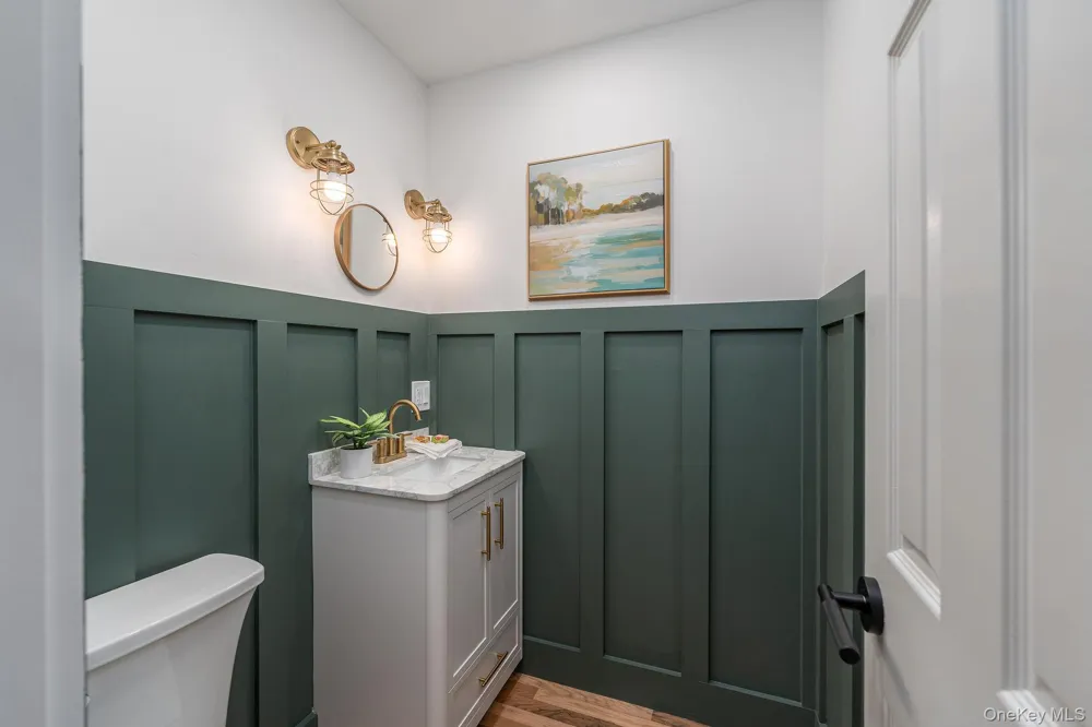 2 Heather Drive Remsenburg, NY 11960