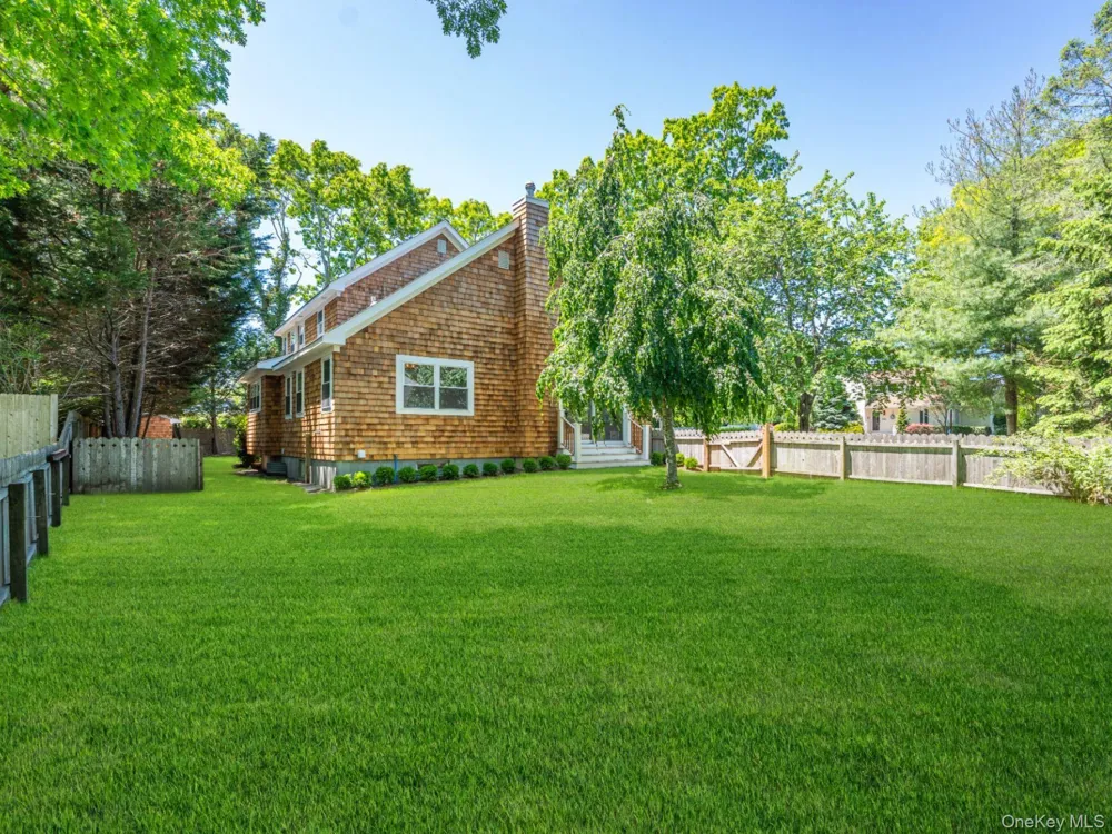 2 Heather Drive Remsenburg, NY 11960
