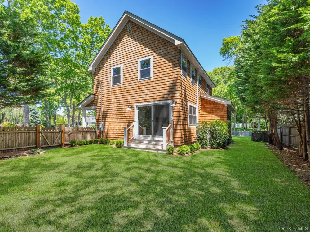 2 Heather Drive Remsenburg, NY 11960