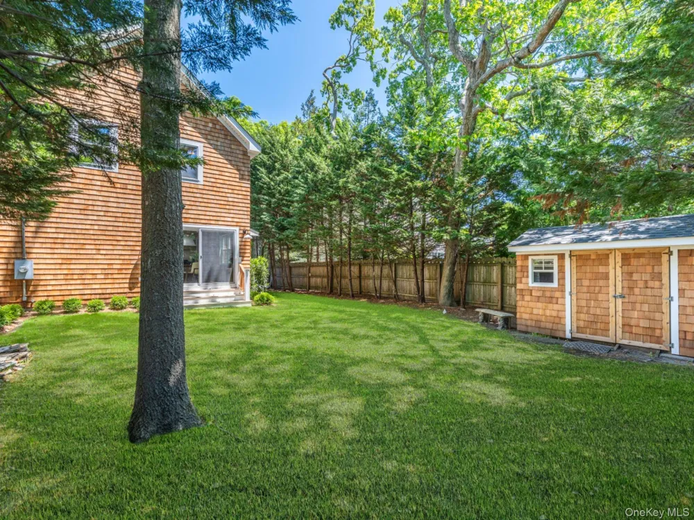 2 Heather Drive Remsenburg, NY 11960