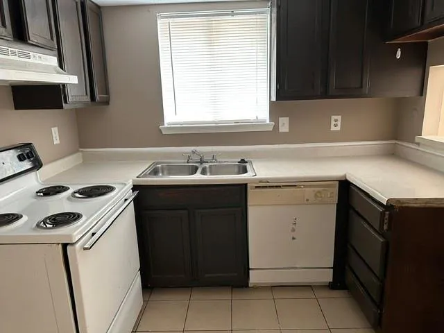 1519 S 8th Street La Porte, TX 77571