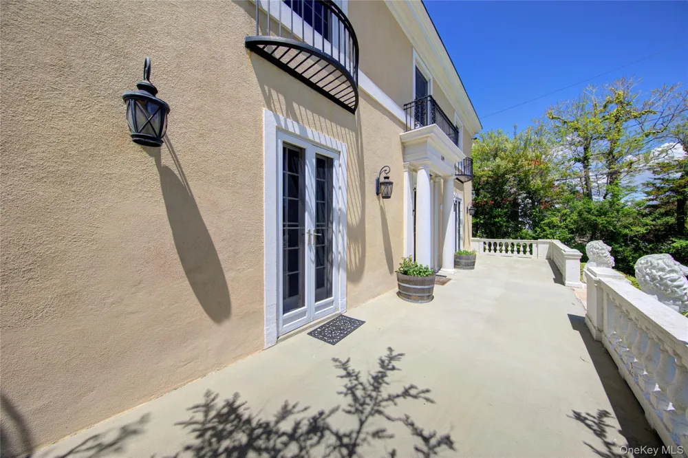 159 Magnolia Boulevard Long Beach, NY 11561