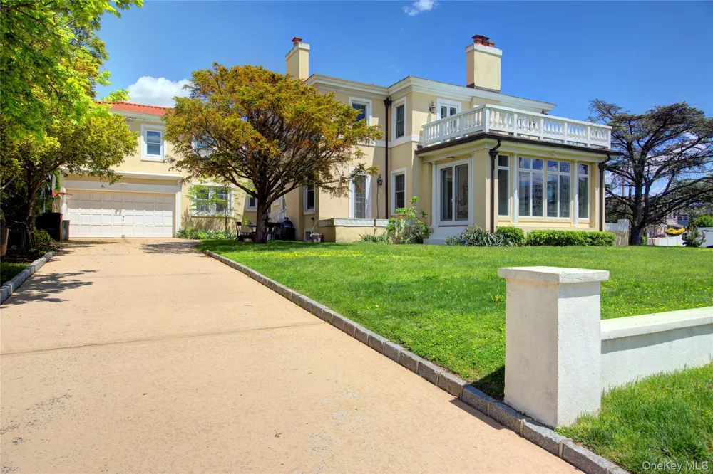 159 Magnolia Boulevard Long Beach, NY 11561