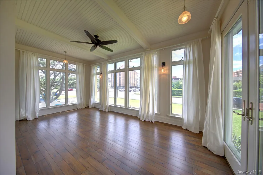 159 Magnolia Boulevard Long Beach, NY 11561