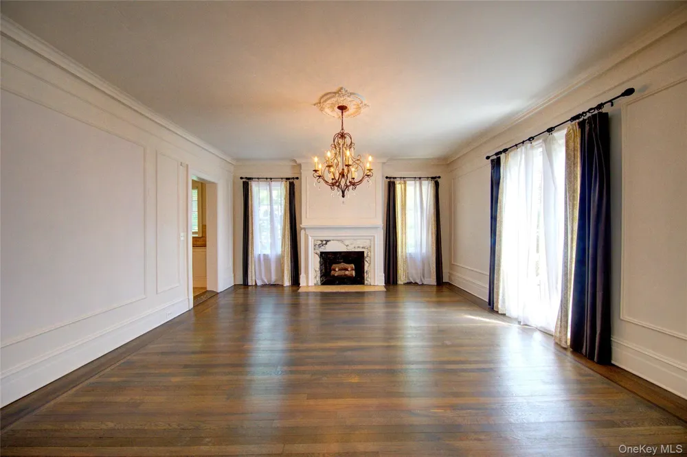 159 Magnolia Boulevard Long Beach, NY 11561