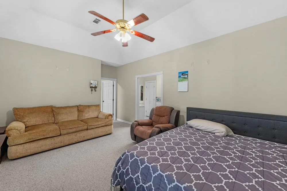 205 Mohawk Lane Wallisville, TX 77597