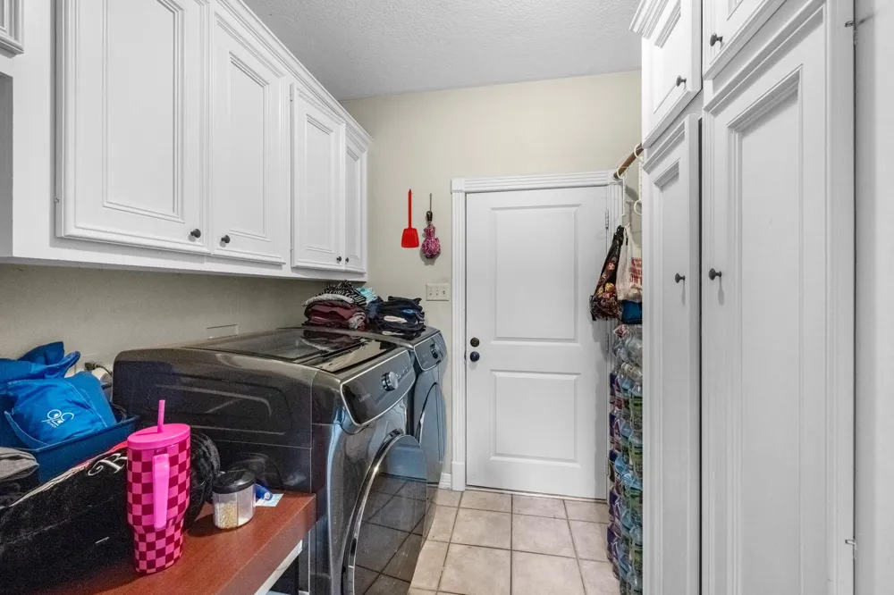 205 Mohawk Lane Wallisville, TX 77597