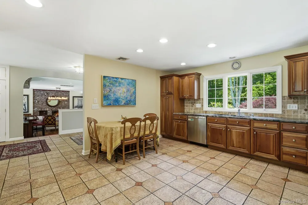2341 Blue Spruce Drive Yorktown Heights, NY 10598