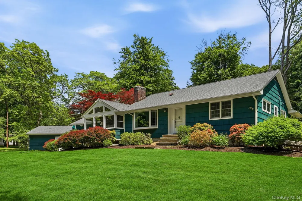 2341 Blue Spruce Drive Yorktown Heights, NY 10598