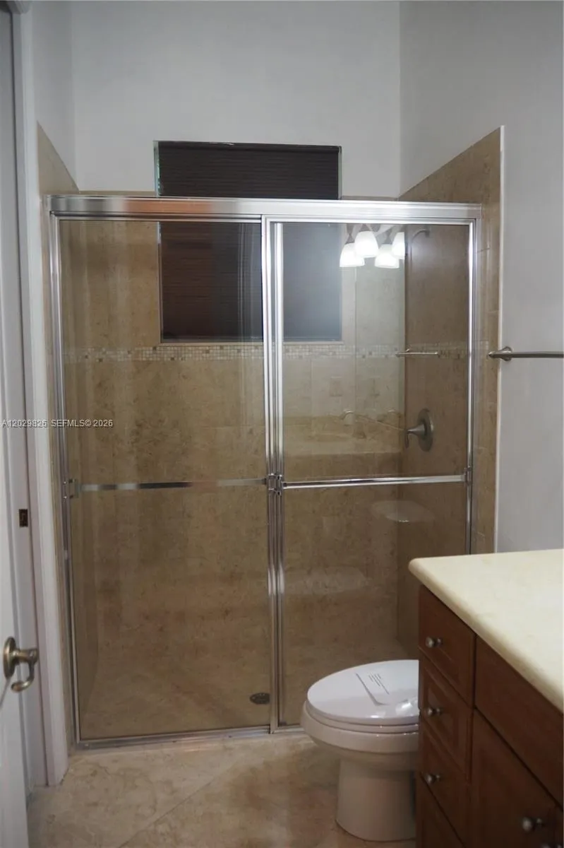2750 E Jockey Cir E Davie, FL 33330