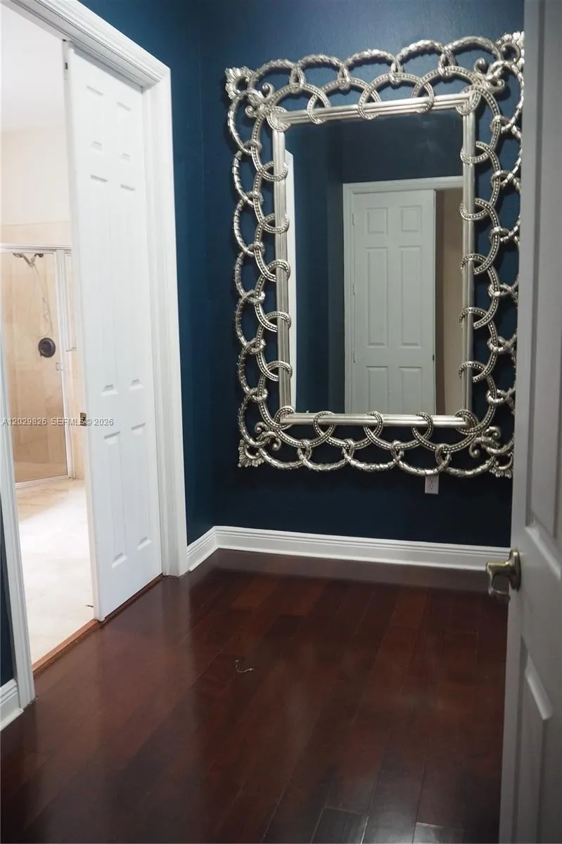2750 E Jockey Cir E Davie, FL 33330